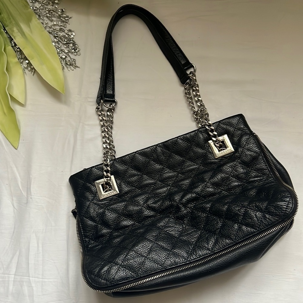 ⭐️CALVIN Klein Leather Quilted Silver Tone Chain Purse⭐️